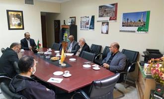 جلسه مدیر حج و زیارت استان با مدیرعامل و هیئت مدیره شرکت مرکزی کارگزاران زیارتی در خصوص سفرهای زیارتی عتبات عالیات برگزار شد