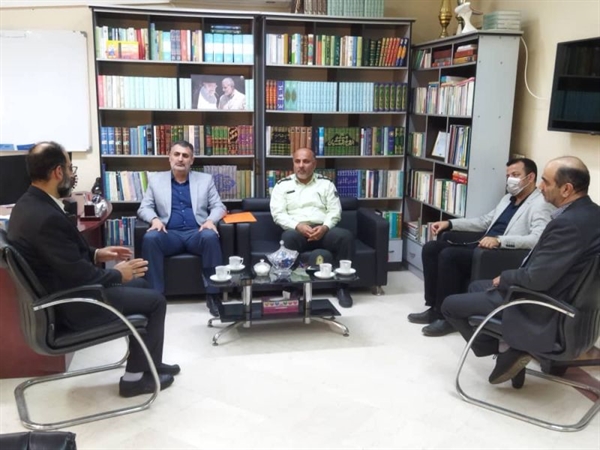 جلسه مدیرحج و زیارت با رئیس پلیس مواد مخدر استان در خصوص صیانت از زائران حج تمتع 1401  
