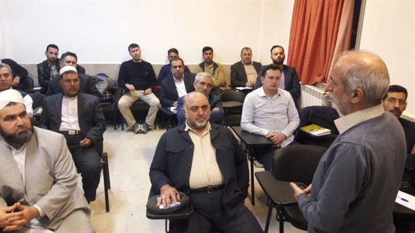 بازدید مدیر حج و زیارت استان از نحوه برگزاری کلاسهای آموزشی کارگزاران حج 1402