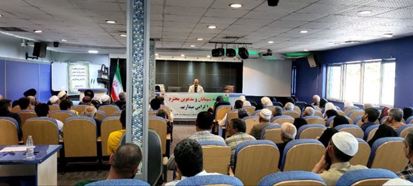 جلسه توجیهی -آموزشی زائران کاروان عمره مفرده استان گلستان  برگزار شد   
