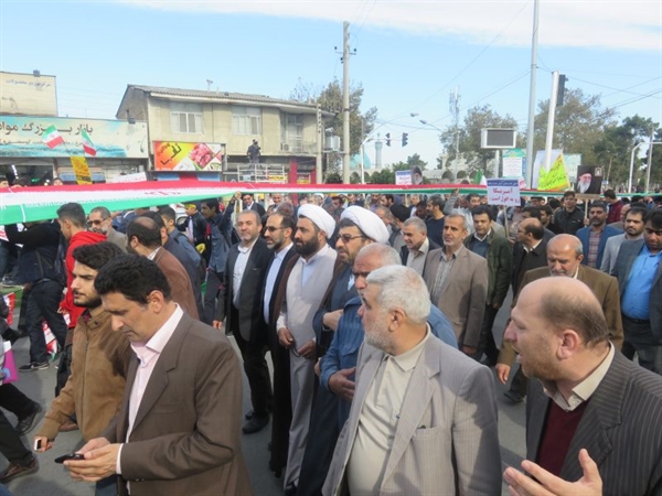 شرکت کارگزاران زیارتی استان گلستان در راهپیمایی 13 آبان 